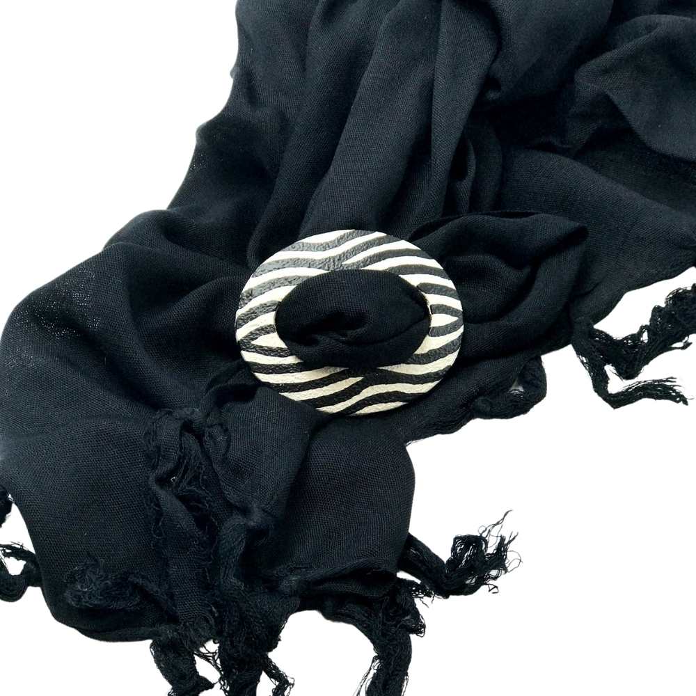 sarong buckle black white zebra