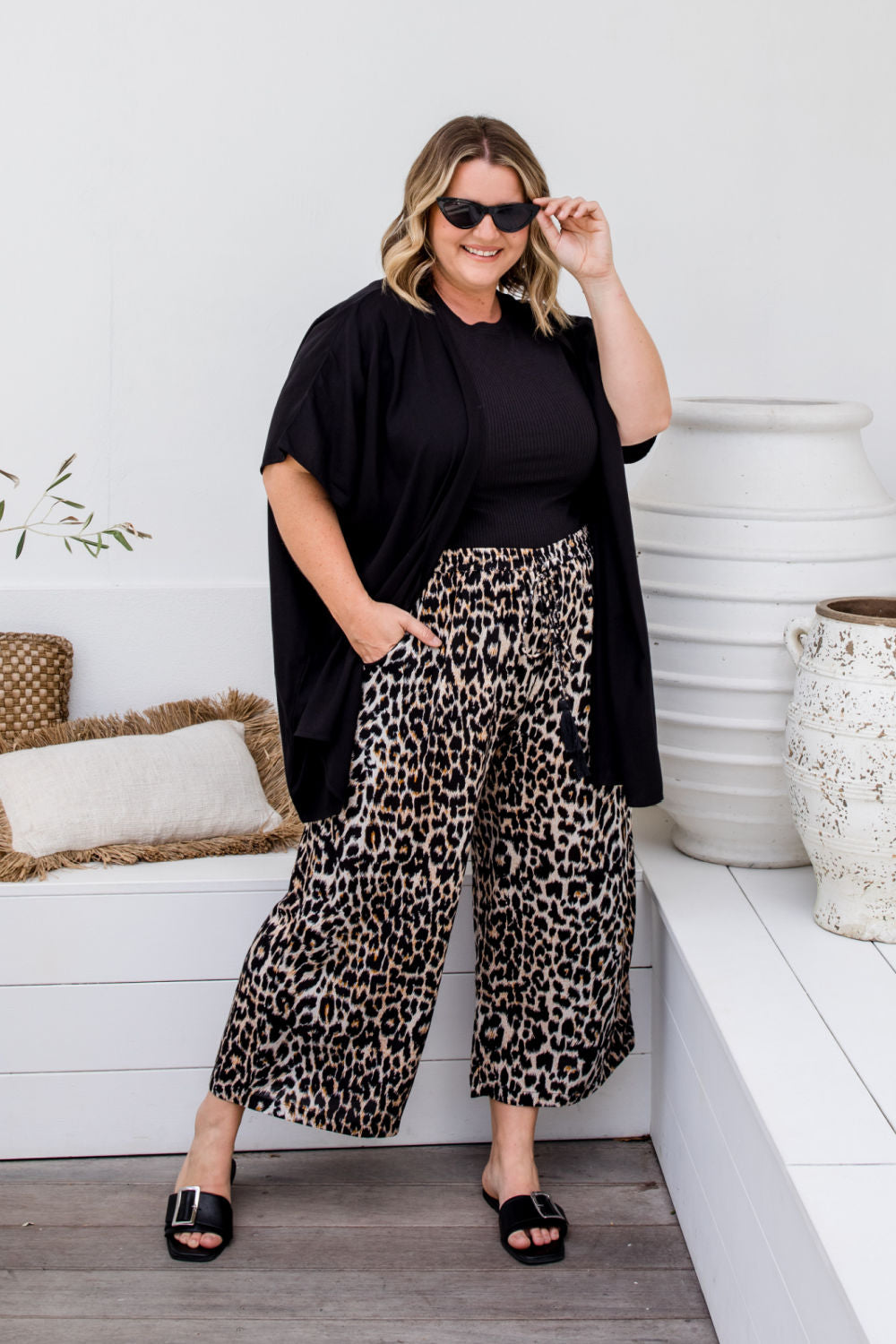 Leopard flowy pants discount