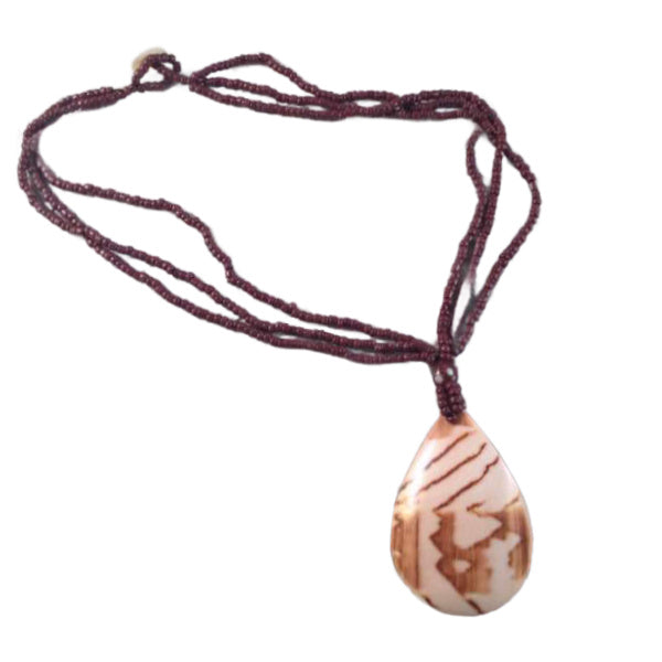 shell-pendant-necklace-beaded-strand