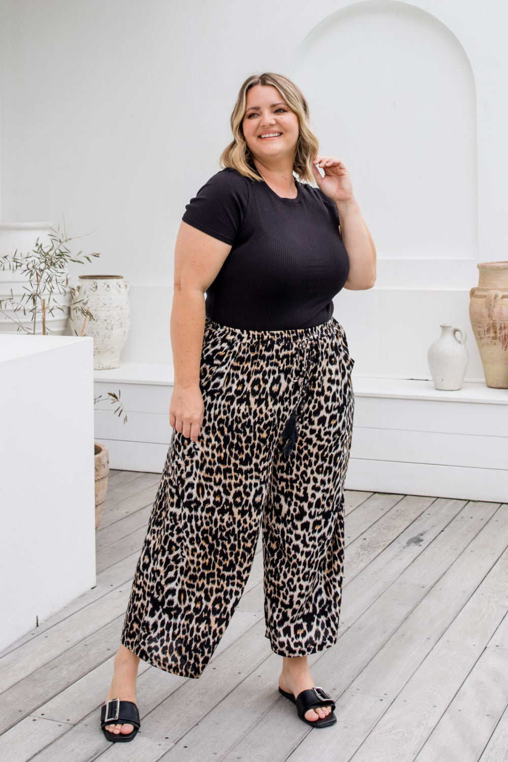 Final Sale Plus Size Palazzo Pants in White & Black Vogue Print – Chic And  Curvy