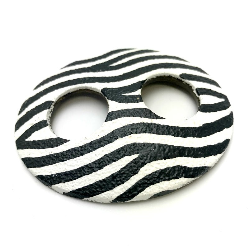 Sarong-buckle-oval-zebra-print