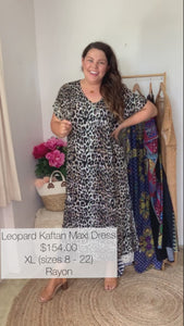styling-tips-leopard-maxi-kaftan-Stace-McGregs