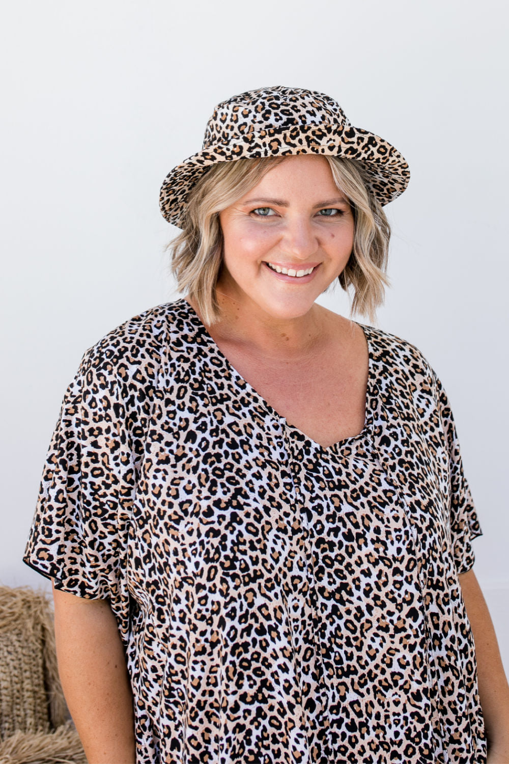 ladies-bucket-hat-leopard-print-cotton