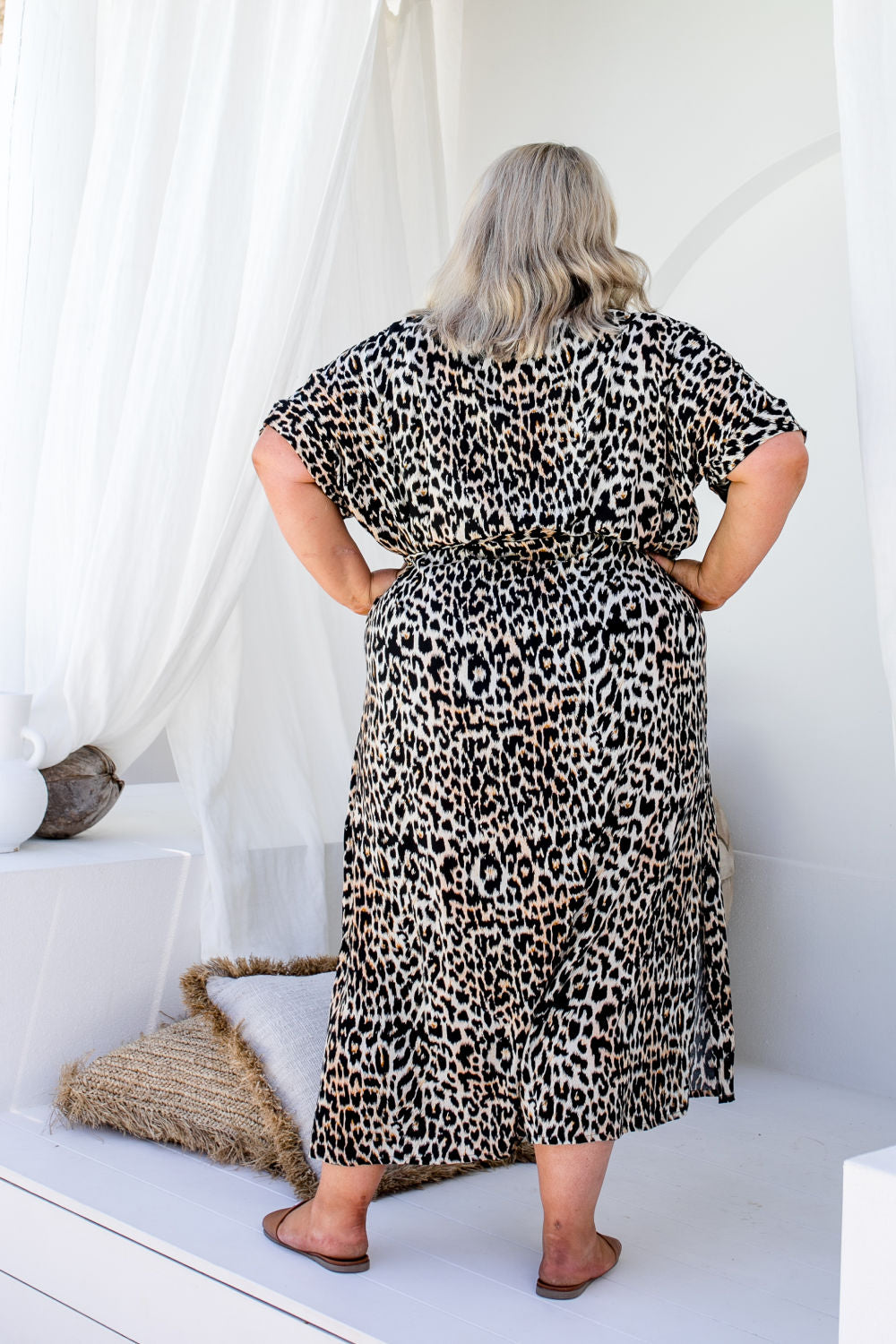 long-kaftan-dress-plus-size-leopard-print